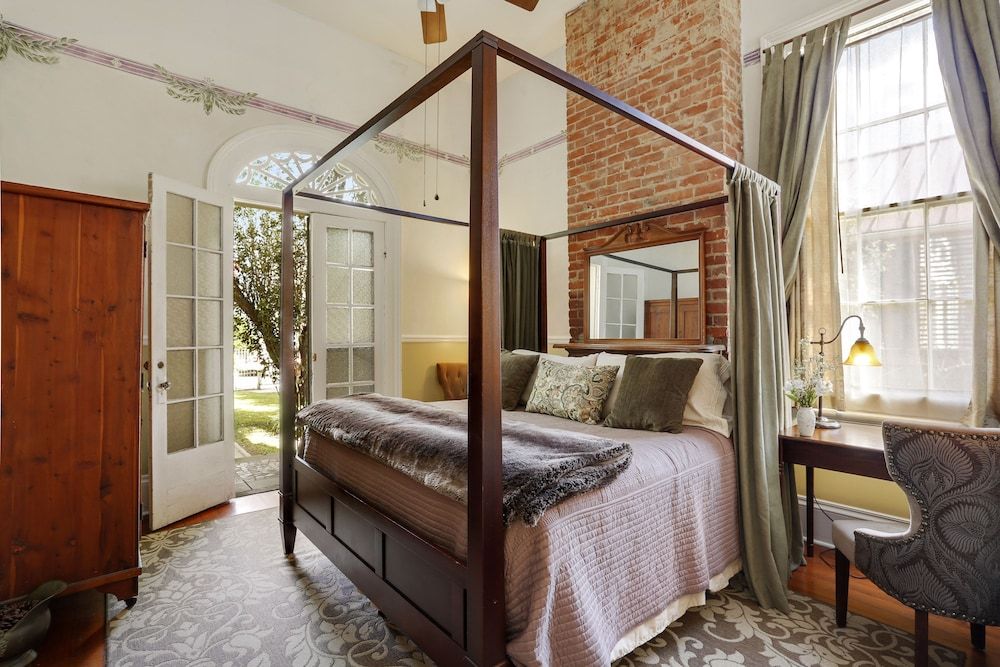 Auld Sweet Olive Bed & Breakfast