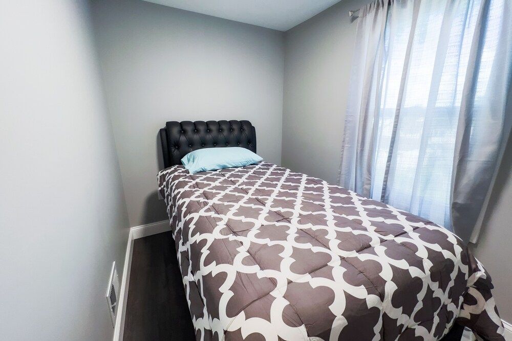 undefined The Cedar Chateau 9