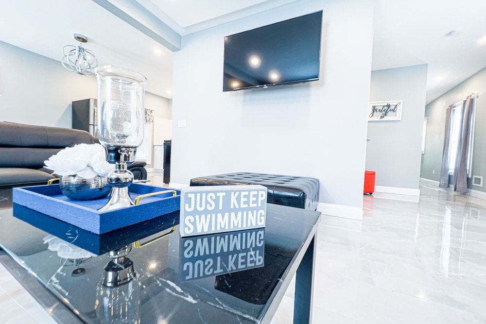 The Cedar Chateau Classic House 19