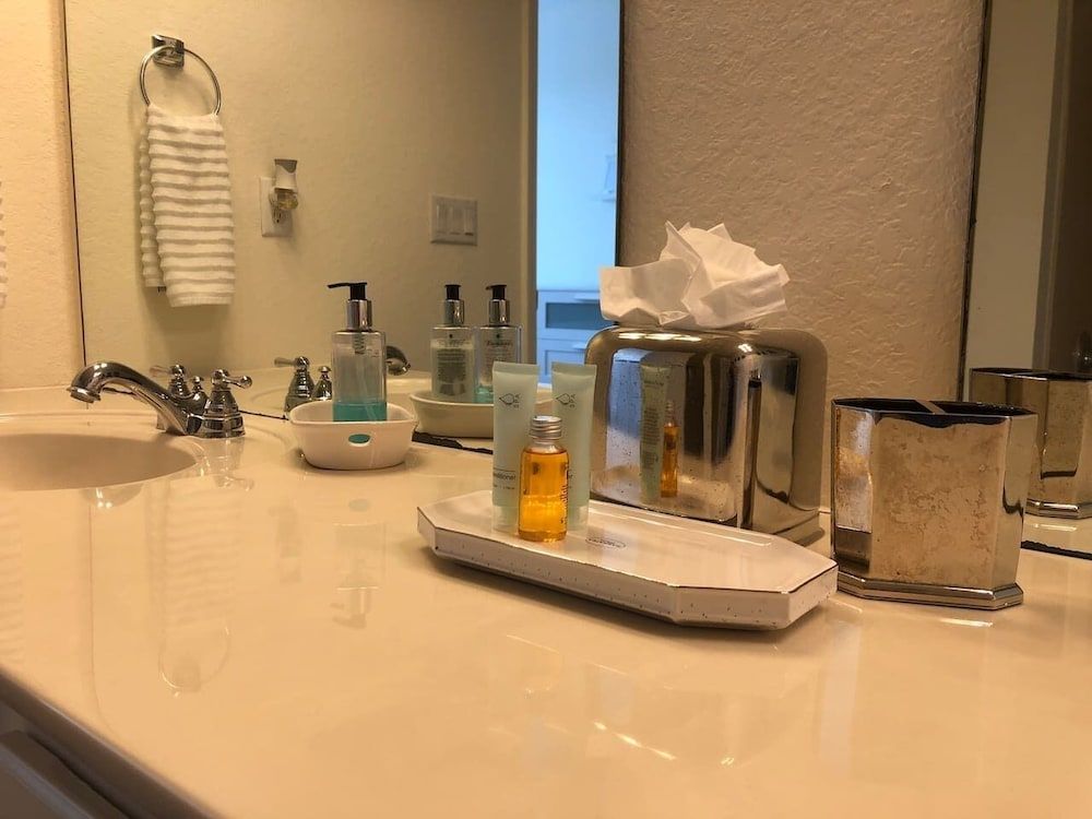 Tideview 11 · Super Clean Home Away From Home. Sleep 12+ House (3 Bedrooms) 9