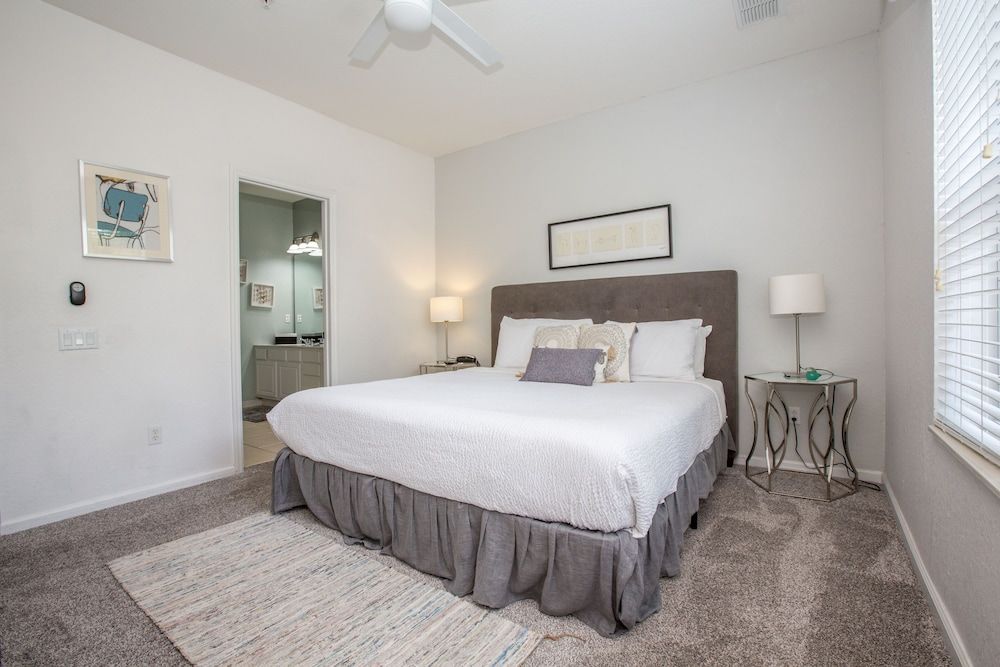 Tropical Dreams Townhome 3 Bedroom Condo by RedAwning Condo, 3 Bedrooms