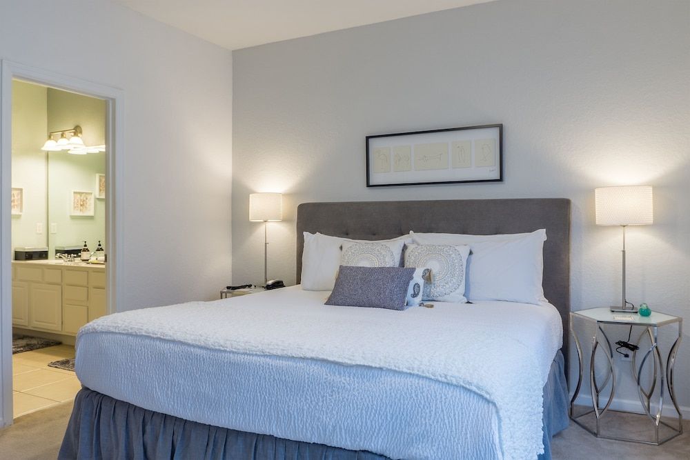 Tropical Dreams Townhome 3 Bedroom Condo by RedAwning Condo, 3 Bedrooms 4