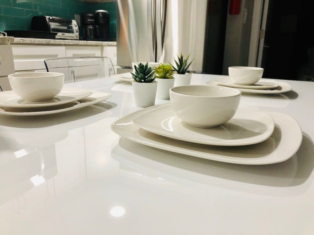 undefined 2701 · Luxury Lakefront Unit With Pool Views 5