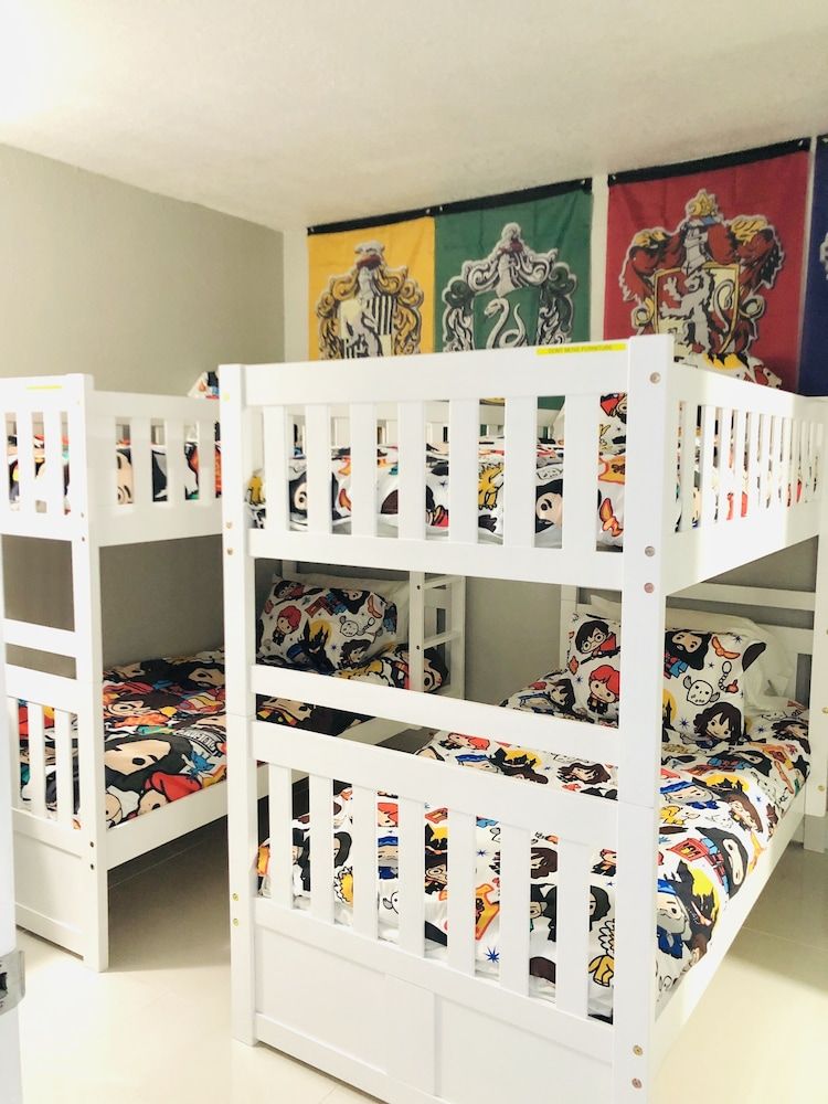 undefined 2701 · Luxury Lakefront Unit With Pool Views 6