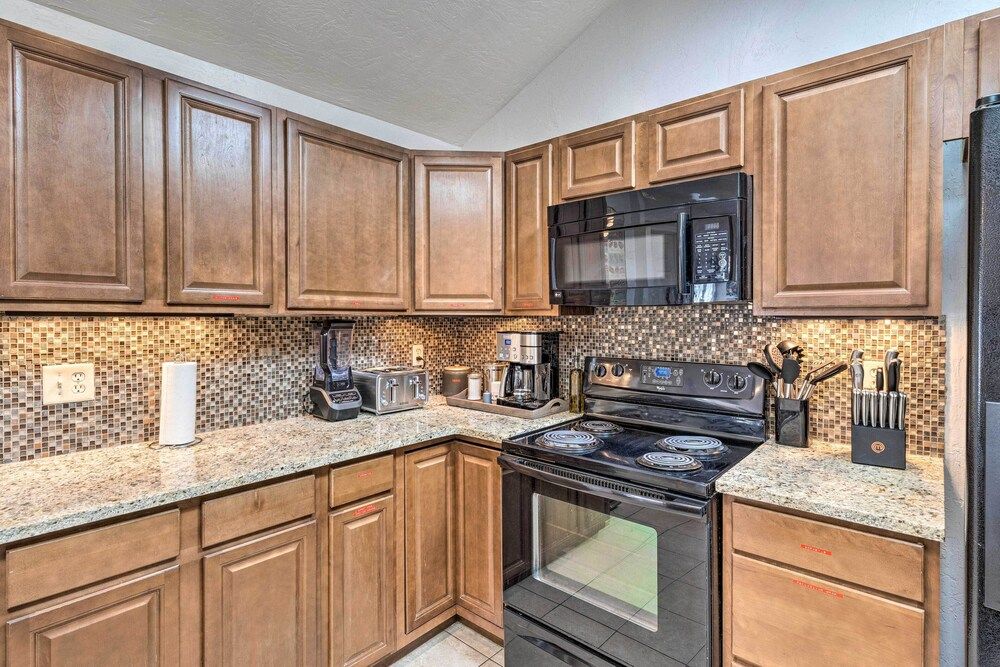 undefined Reno Home w/ Deck: 1 Mi to Riverwalk District!