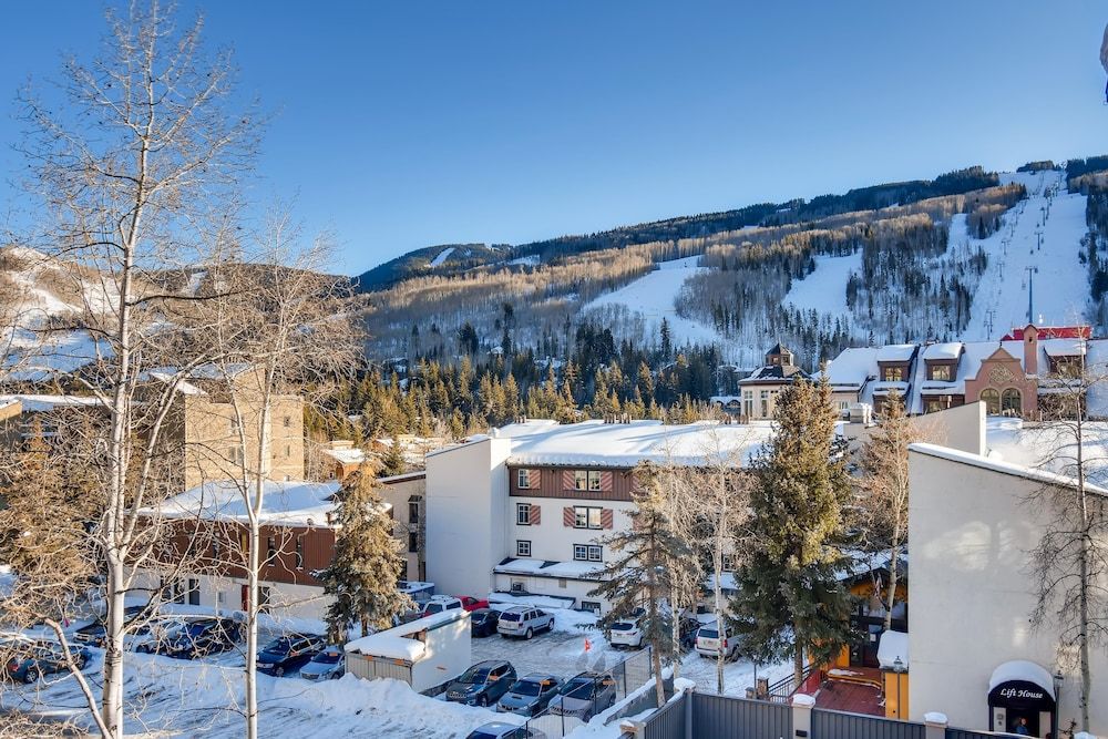 Westwind 207 2BD 2BA Plat Condo