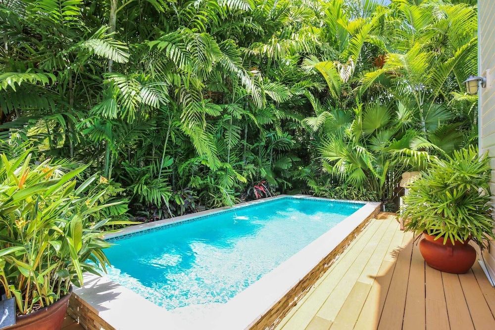 undefined Serenity by Avantstay Guest House in Old Town w/ Shared Pool Month Long Stays Only 6