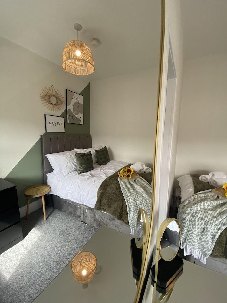 undefined Blackpool Abode - Vance Road Star House 4