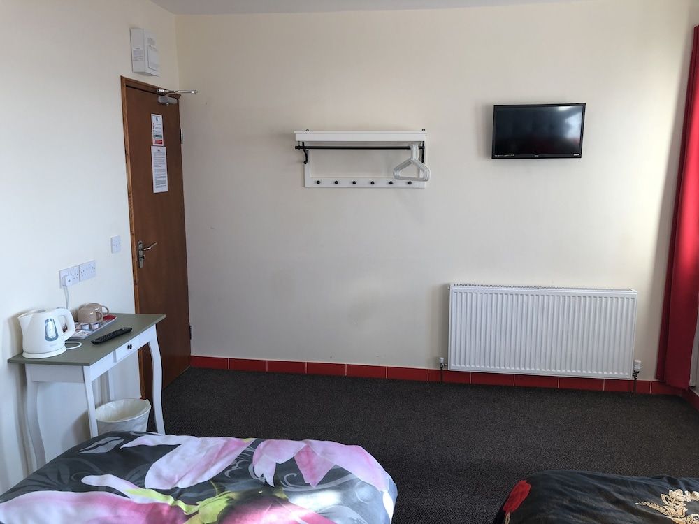 Red Roomz Hotel Family 2+1 Sea View (1Double & 1 Single) 2