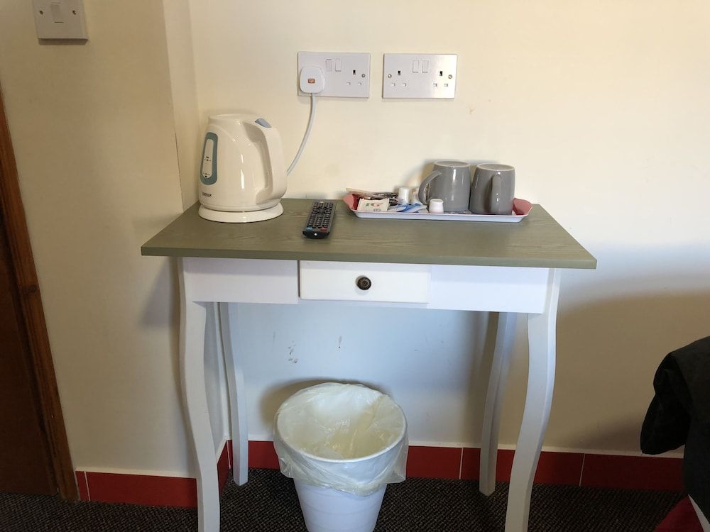 undefined Red Roomz Hotel 4