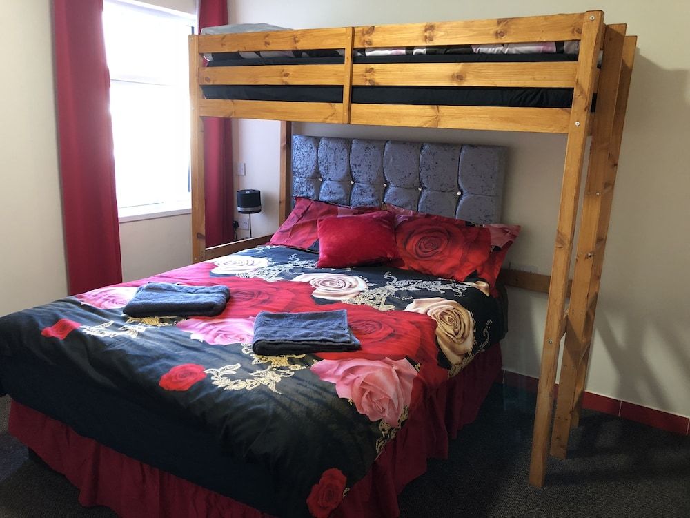 undefined Red Roomz Hotel 7