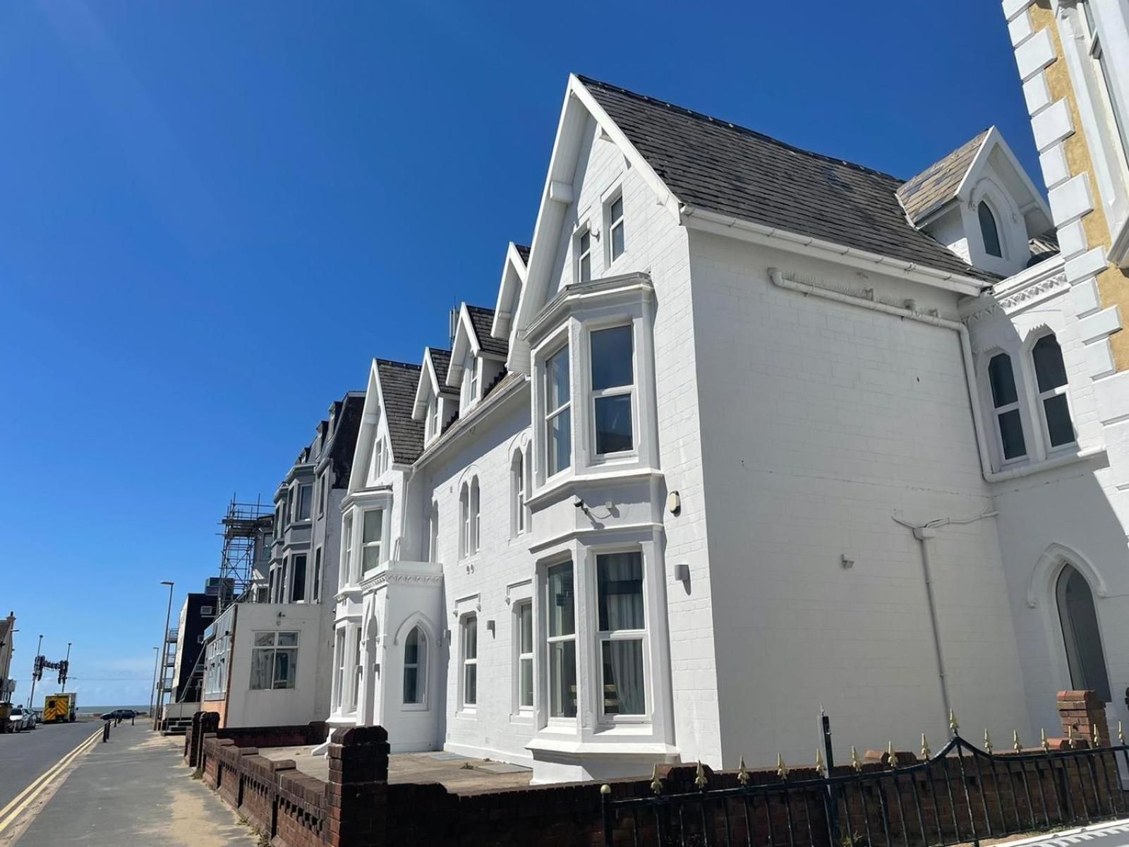 undefined 1820 Boutique Rooms & Suites 2