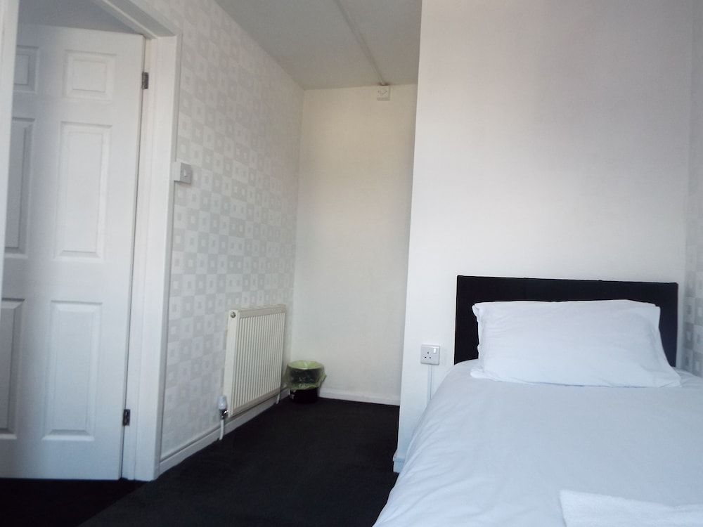 Alfies Hotel Standard Suite 4