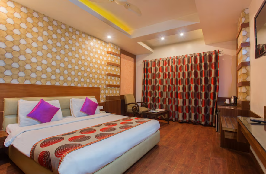 Executive Mountain View Room