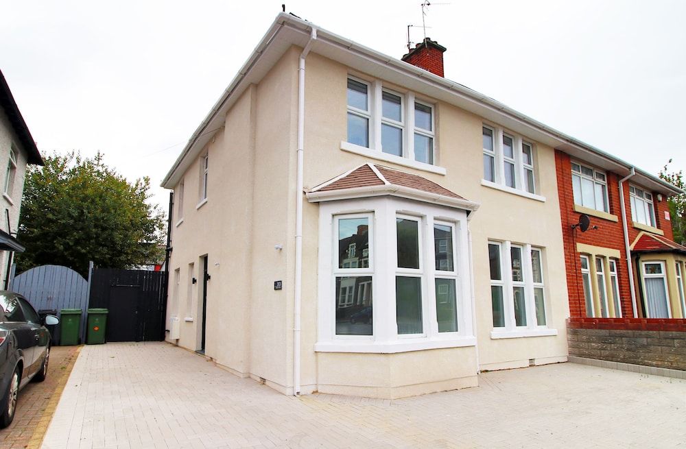 undefined Harlequin Gardens by Tŷ SA-5 BR House