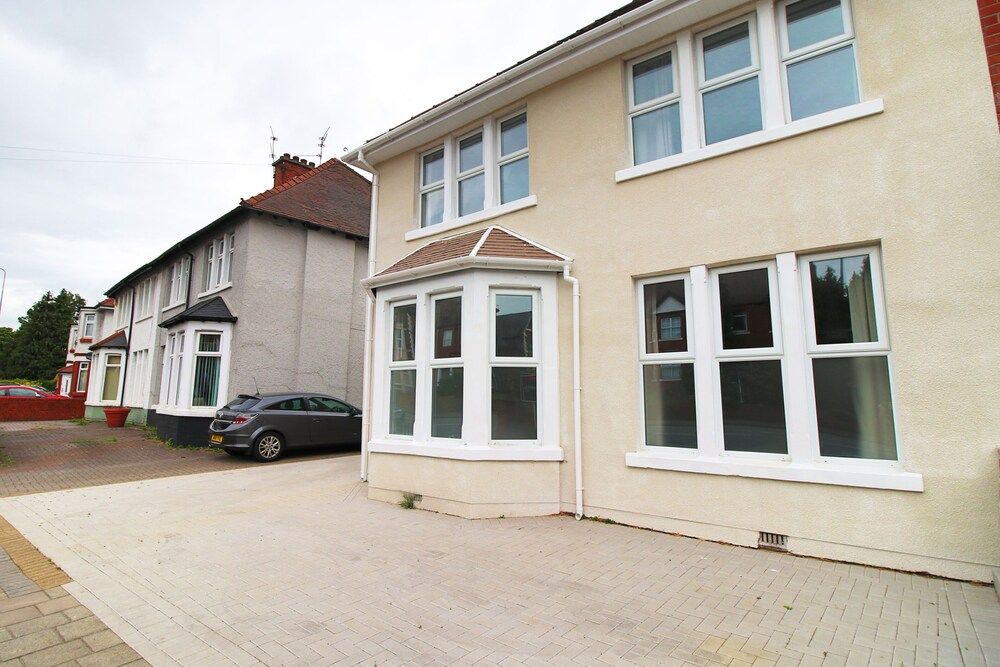 undefined Harlequin Gardens by Tŷ SA-5 BR House 8