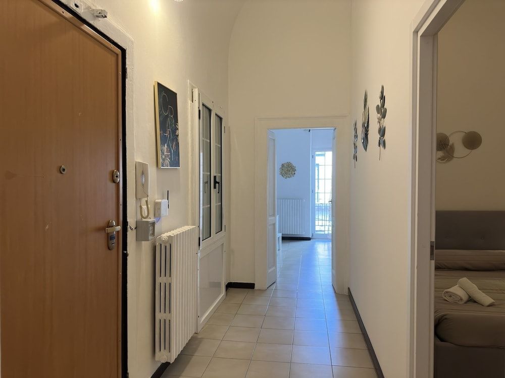 undefined Appartamento Crispi 8