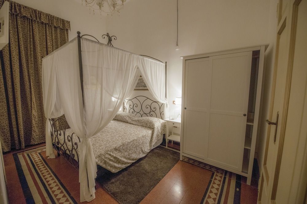 undefined B&B Pisa Tower