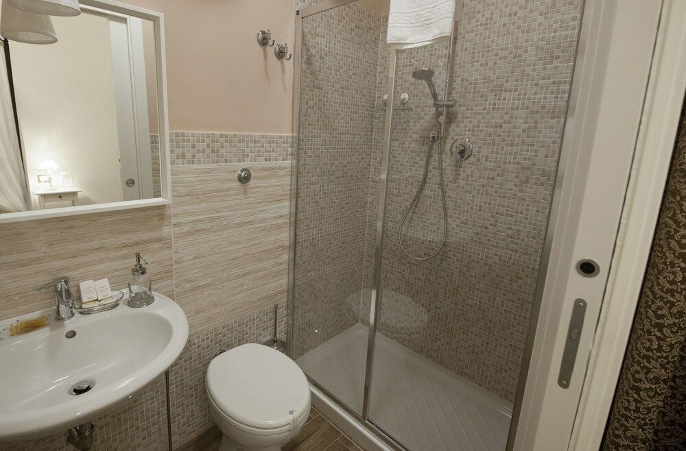 B&B Pisa Tower Double Room 7