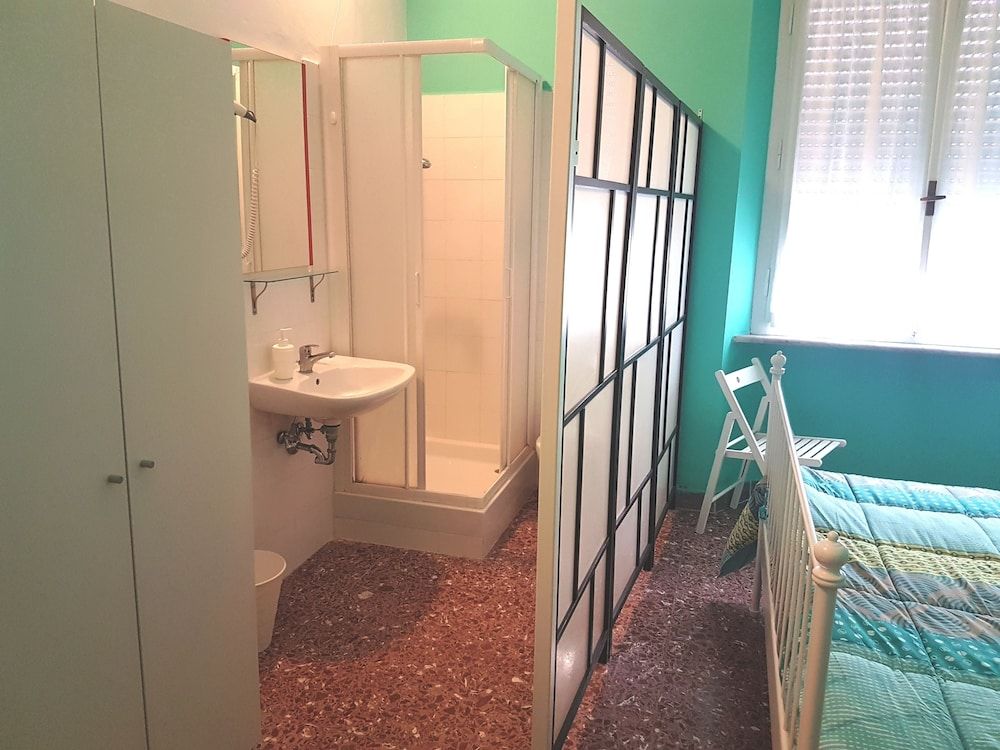 La Coccinella Rooms Self Check-in Standard Quadruple Room, Shared Bathroom, City View 2