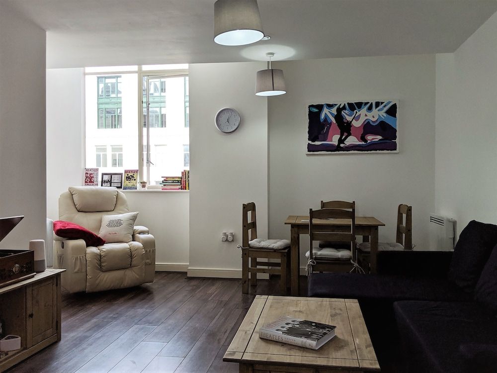 The Beatles Place Exclusive Apartment, 1 Bedroom, Non Smoking, Kitchen 2