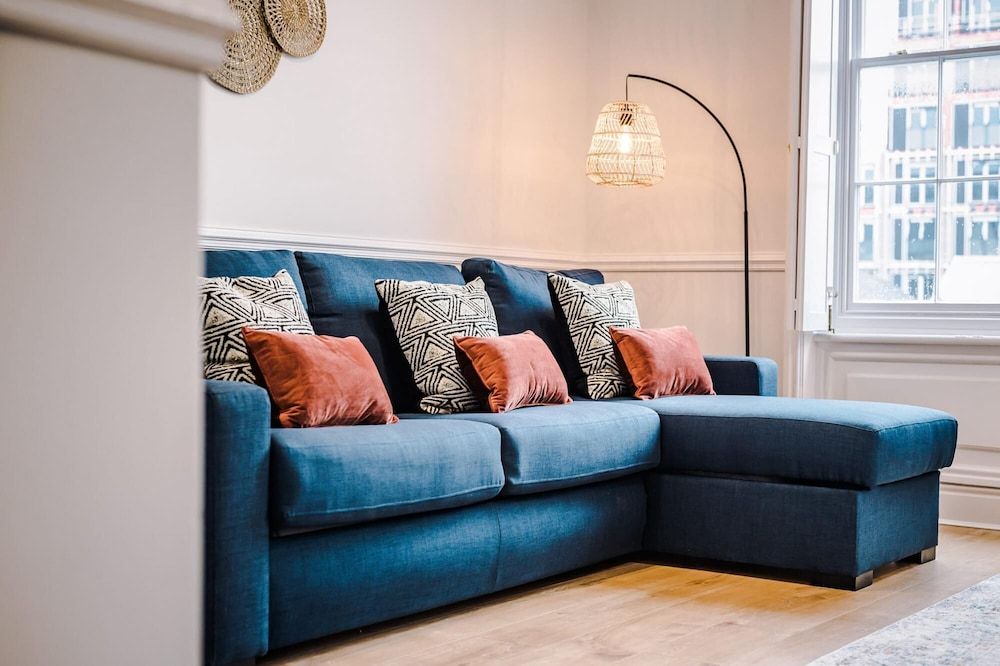 undefined Host Apartments Seel St Modern Townhouse Apt 5