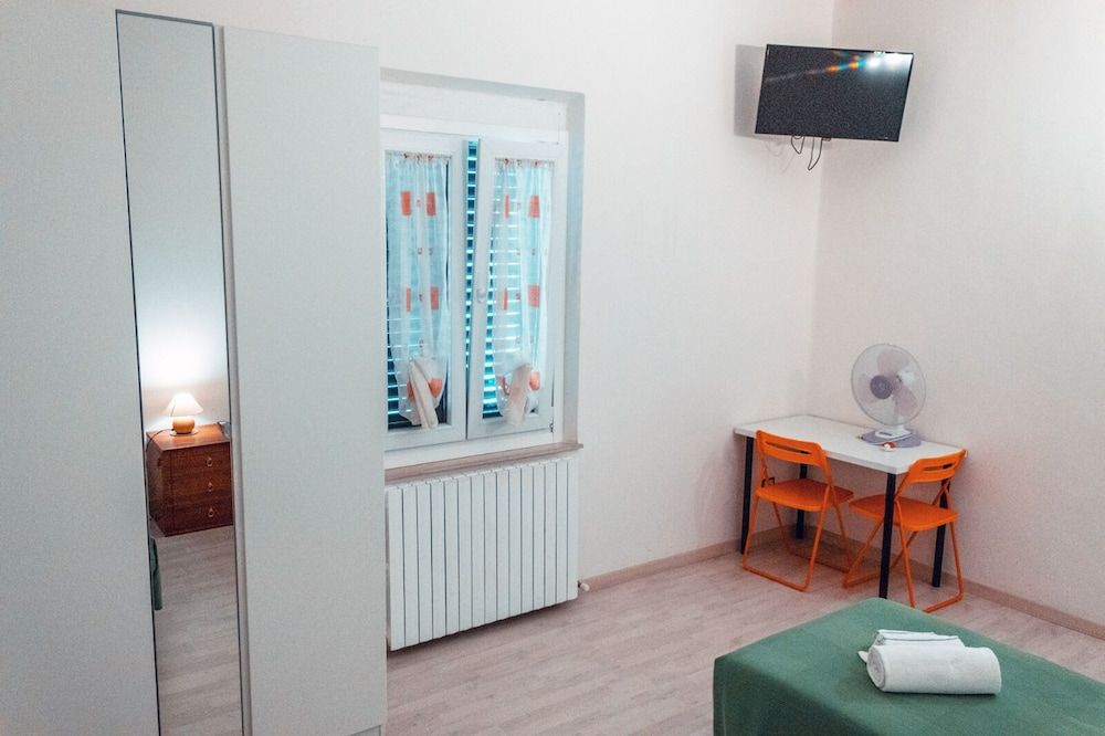 undefined Affittacamere Sirolo 9