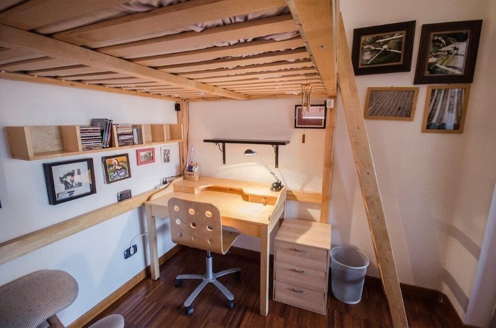 undefined Emil's House 6