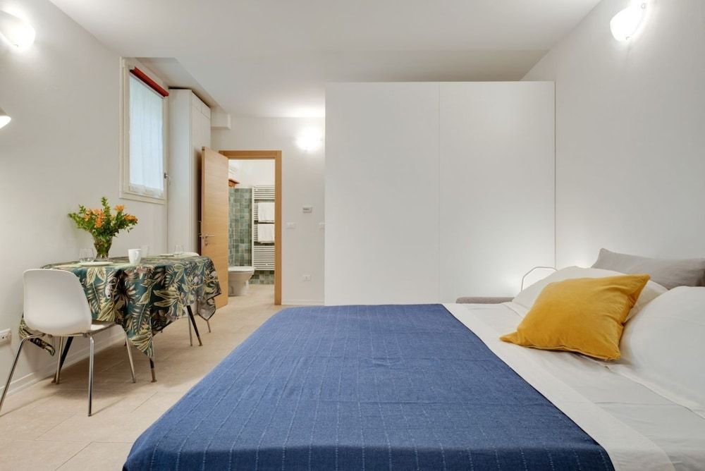 undefined Via Santo Stefano Secret Garden Apartment 6