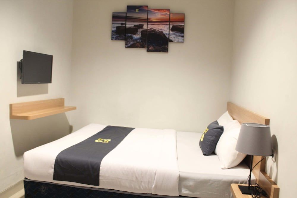 undefined Ghurfati Hotel 8