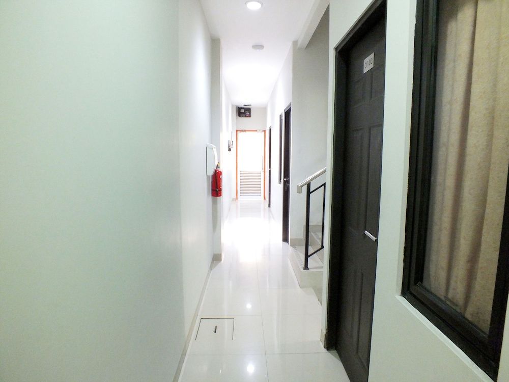 undefined Ghurfati Hotel 7