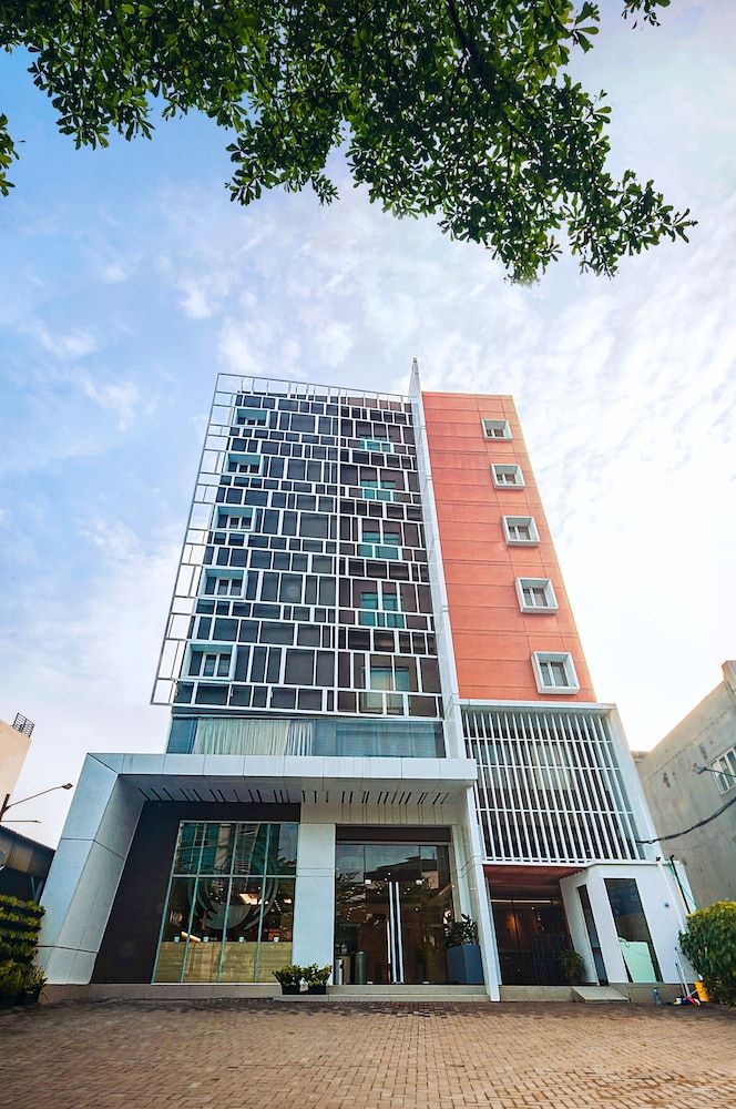 undefined FOX Lite Hotel Grogol Jakarta