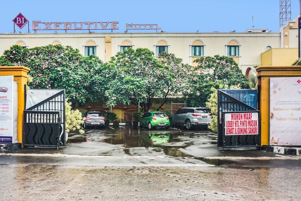 undefined Townhouse OAK Bi Executive 4