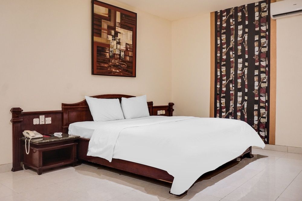 undefined Townhouse OAK Bi Executive