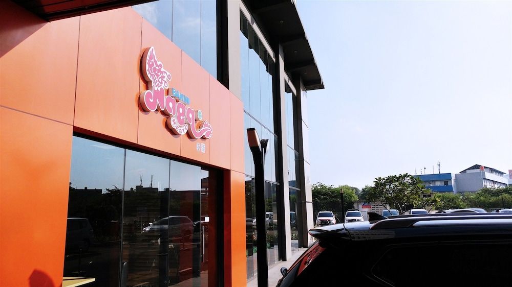 undefined Best Price Green Pramuka Apartment 2