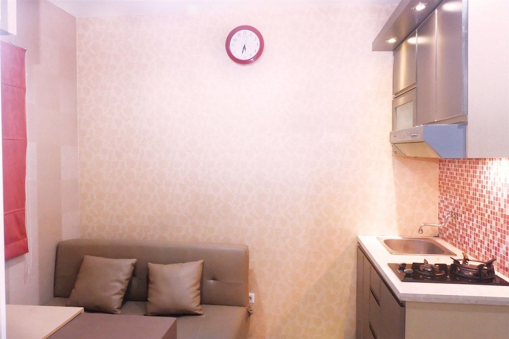 Best Price Green Pramuka Apartment Room 17