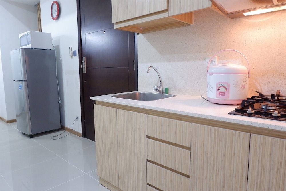 undefined Casa Grande Apartment with Sofabed Connected to Kota Kasablanka 5