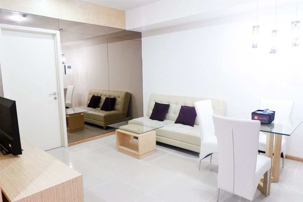 Casa Grande Apartment with Sofabed Connected to Kota Kasablanka Room 26