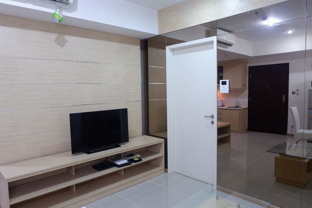 Casa Grande Apartment with Sofabed Connected to Kota Kasablanka Room 24