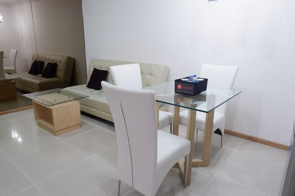 Casa Grande Apartment with Sofabed Connected to Kota Kasablanka Room 20