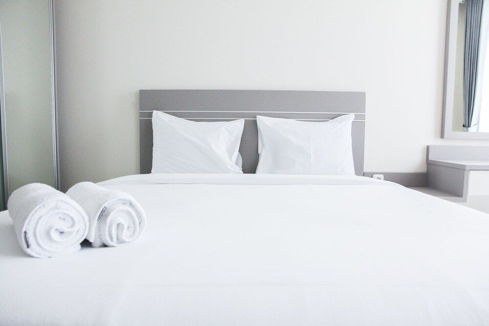 undefined Cozy Studio Apartment at Elpis Residence 5