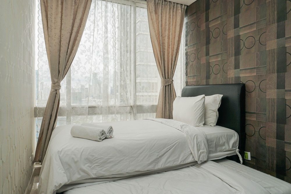 undefined Comfortable and Beautiful 2BR at The Empyreal Apartment 7