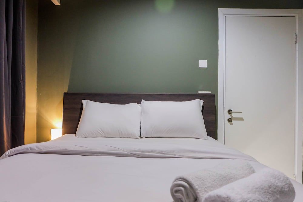 undefined 1BR Fully Furnished Apartment at Green Pramuka