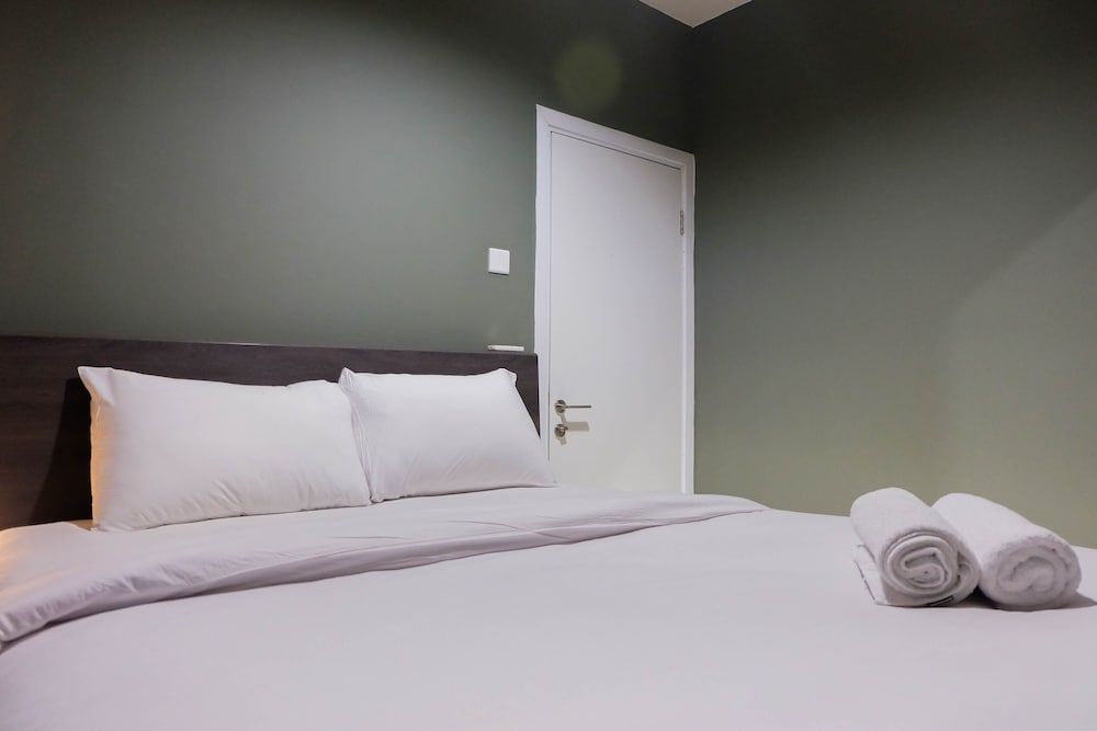 undefined 1BR Fully Furnished Apartment at Green Pramuka 5
