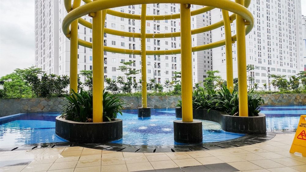 undefined Nice And Comfort 2Br At Bassura City Apartment 3