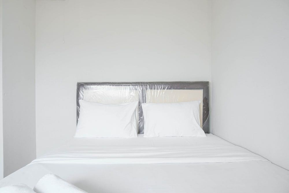 undefined Cozy Stay 2Br At Green Pramuka City Apartment Near Mall 4