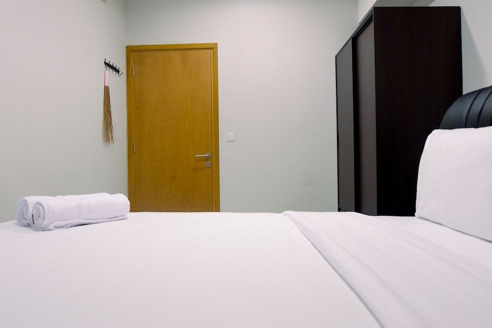 undefined Comfy 2BR The Mansion Apartment Kemayoran 9