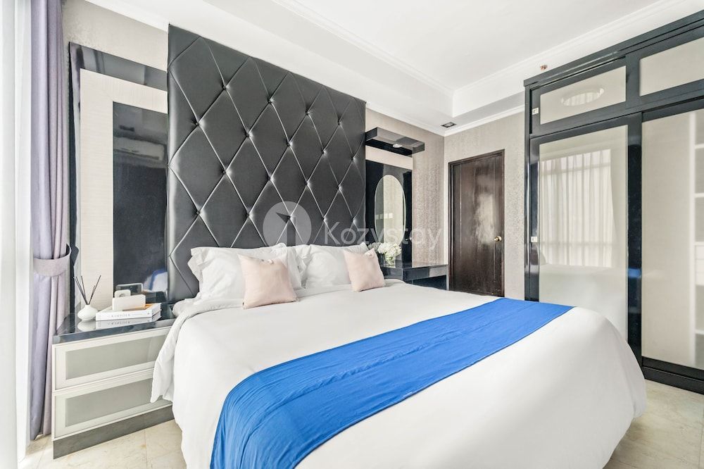 undefined CENTRAL by Kozystay