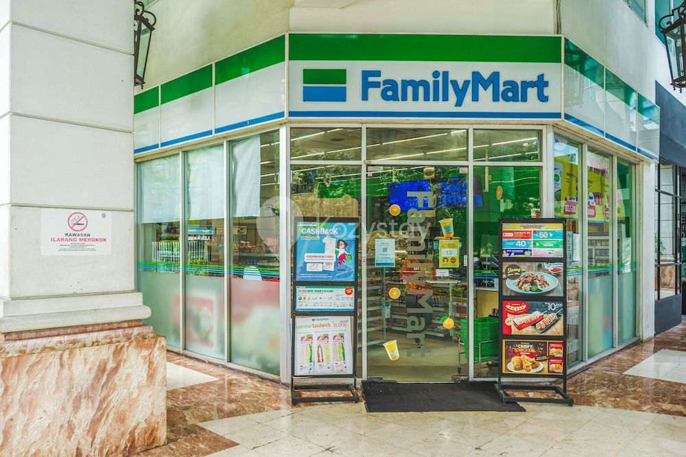 undefined CENTRAL by Kozystay 4