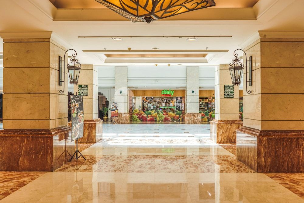 undefined CENTRAL by Kozystay 6